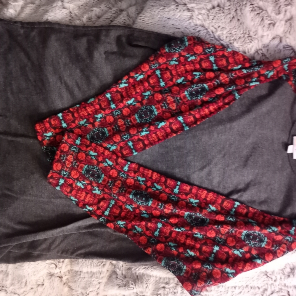 Medium Lularoe Randy